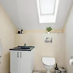 Apartment 3 Bedroom Amazing In