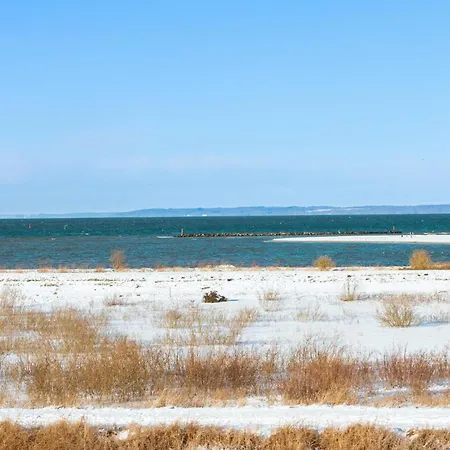 3 Bedroom Amazing In Lägenhet *