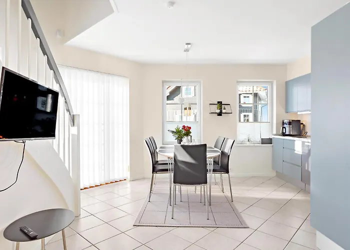 3 Bedroom Amazing In Bogense